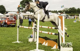 Gemma Tattersall riding Djakota